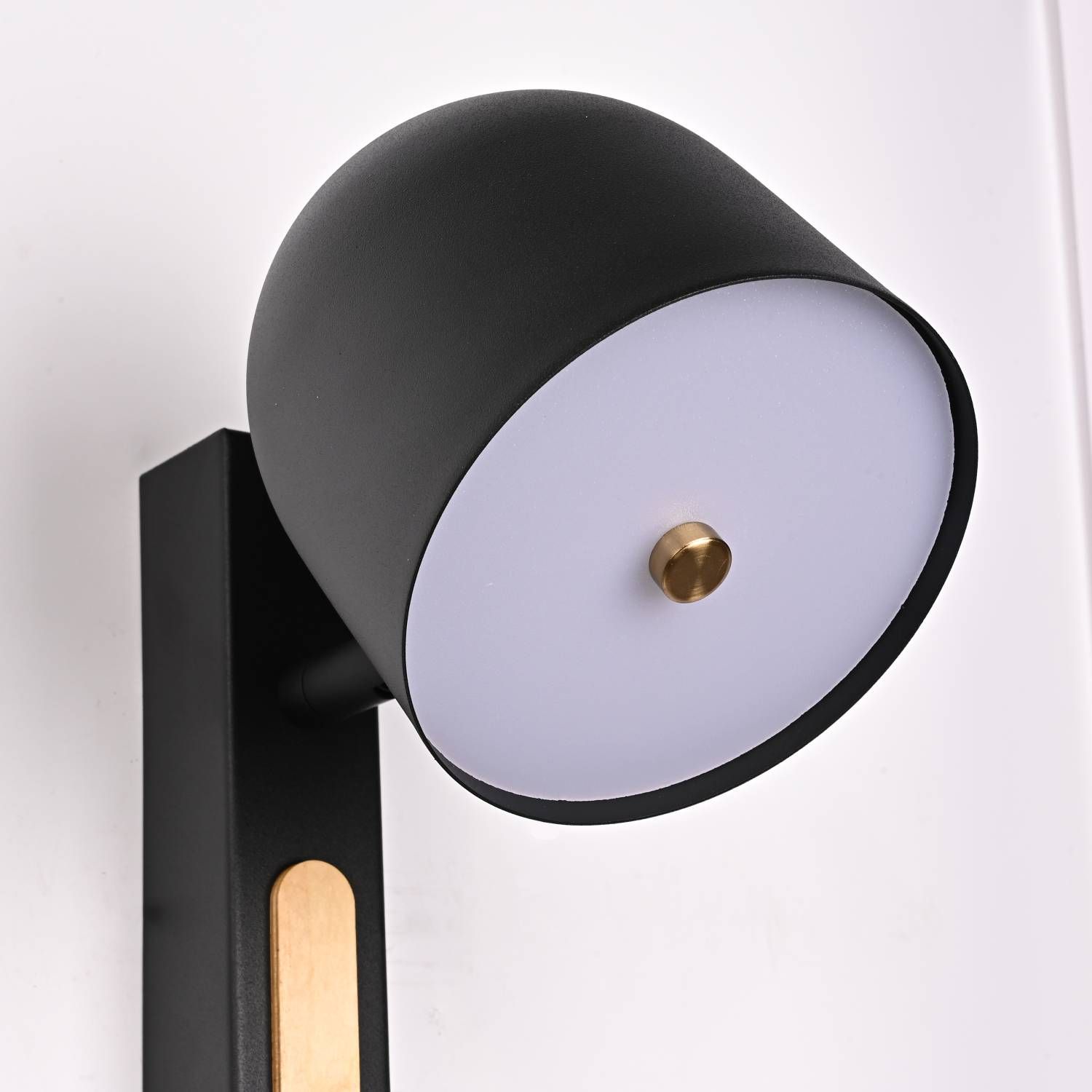 Настенное бра ImperiumLoft Vic-Wall01 204240-26