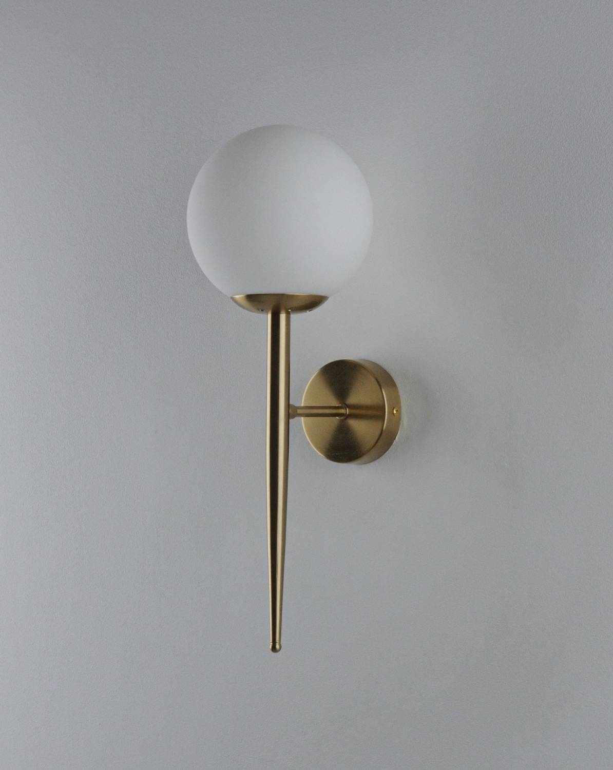 Настенное бра Moderli Scrumbel V11561-1W