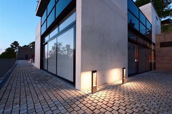 Уличный наземный светильник Deko-Light Chertan 733045