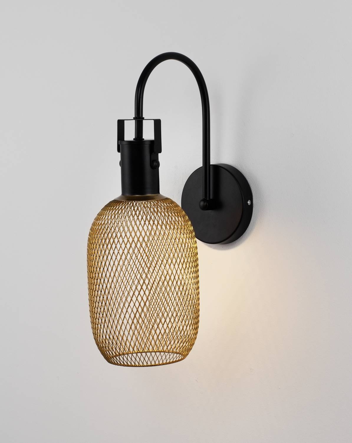Настенное бра Moderli Alina V2800-1W
