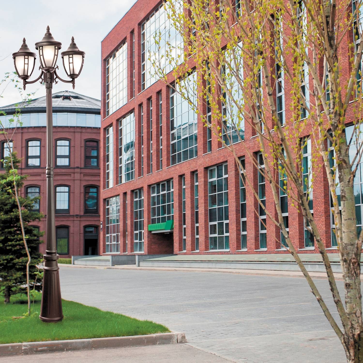 Столб фонарный уличный Maytoni Rivoli O026FL-03B