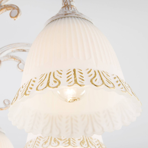 Потолочная люстра Eurosvet Campina 60107/8 белый с золотом