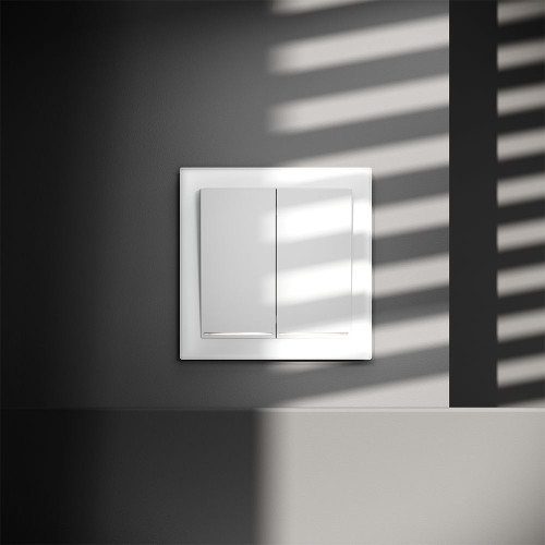 Проходной переключатель встраиваемый VOLTUM S70 двухклавишный с подсветкой 10А, (белый матовый) VLS020402