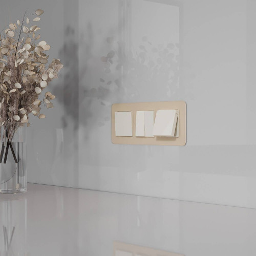 Розетка Werkel Встраиваемые механизмы слоновая кость W1171203/ Розетка влагозащ. с зазем. с защит. крышкой и шторками N (слоновая кость)