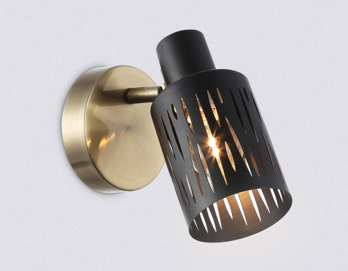 Светильник спот Ambrella Loft TR8667