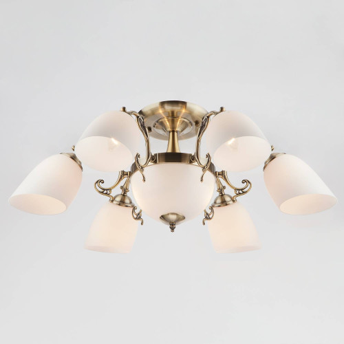 Потолочная люстра Eurosvet Ariele 22010/6+2 античная бронза