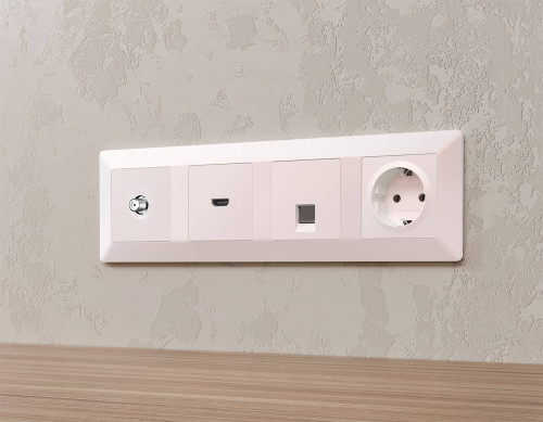 Розетка Ambrella Volt ALFA MA213050