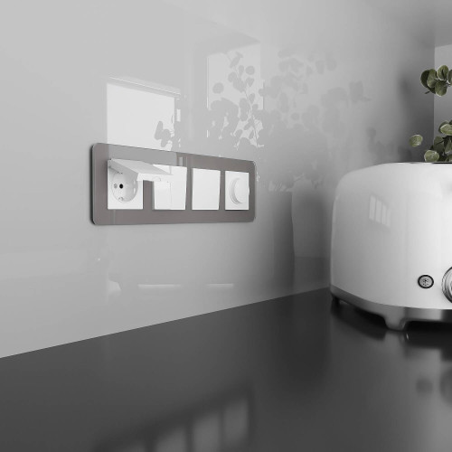 Розетка Werkel Встраиваемые механизмы белые W1171201/ Розетка влагозащ. с зазем. с защит. крышкой и шторками N (белый)