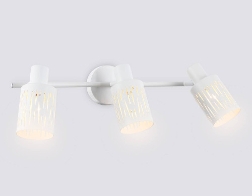 Светильник спот Ambrella Loft TR8665