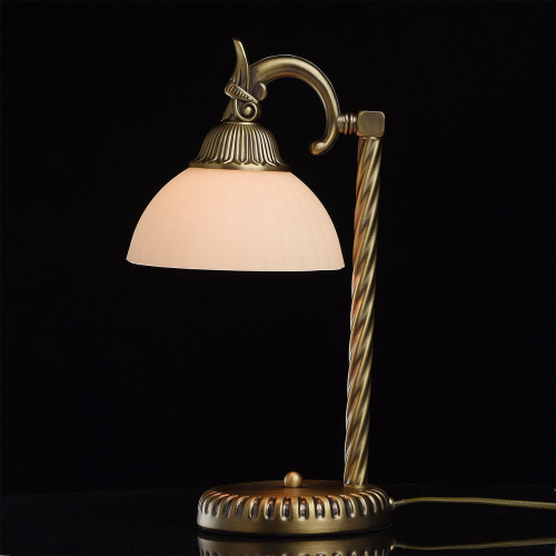 Настольная лампа MW Light Афродита 317031001