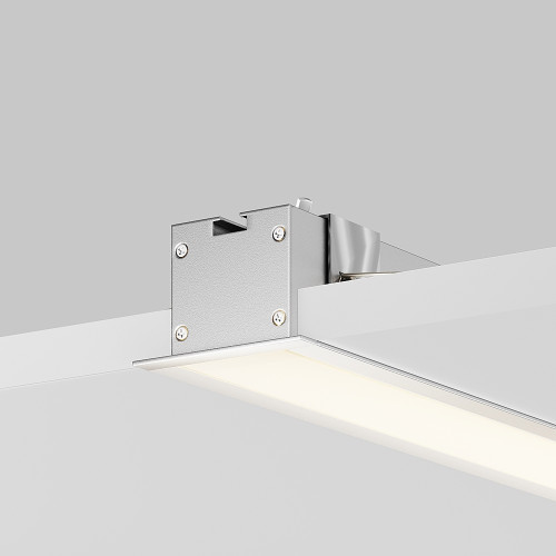 Встраиваемый светильник Maytoni Встраиваемые линейные светильники LL313001