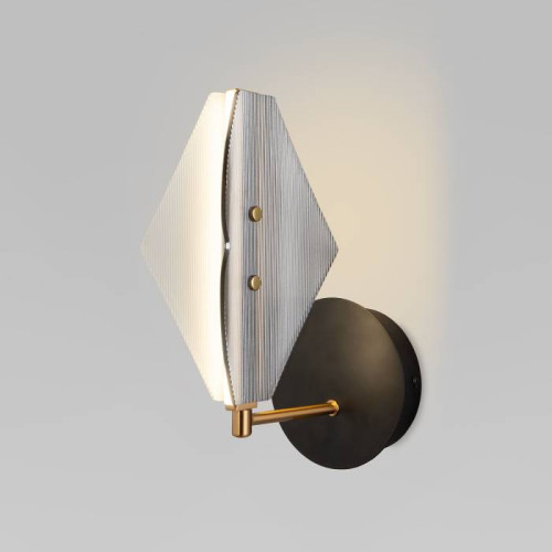 Настенное бра Eurosvet Glare 303054 LED латунь