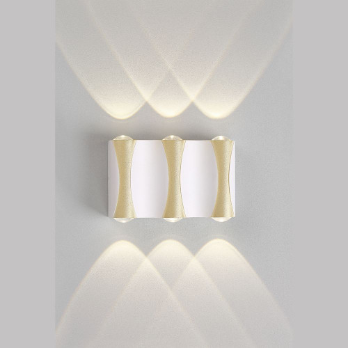 Настенный светильник Crystal Lux Clt 022 CLT 022W3 WH-GO 4000K