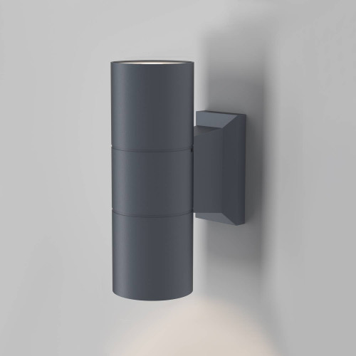 Уличный настенный светильник Maytoni Bowery O574WL-02GR