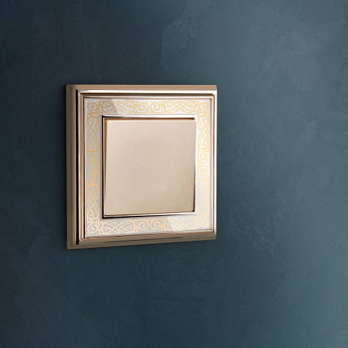 Выключатель Werkel W1112011/ Выключатель одноклавишный проходной (шампань)