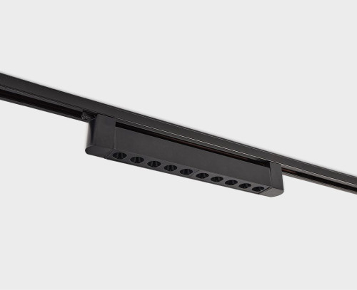 Трековый светильник Italline IT08 IT08-8031 black 4000K