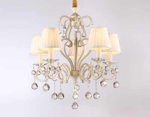 Подвесная люстра Ambrella Traditional TR4560