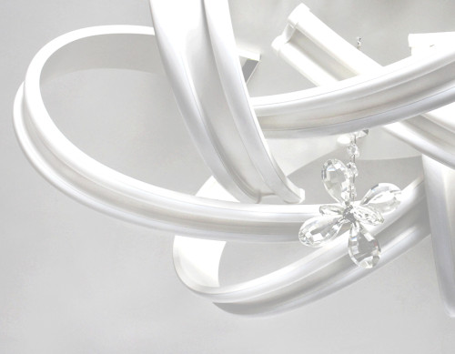 Потолочная люстра с пультом Line Ambrella FL131