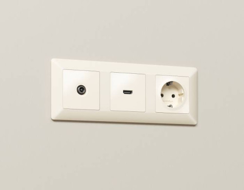 Розетка Ambrella Volt ALFA MA333030