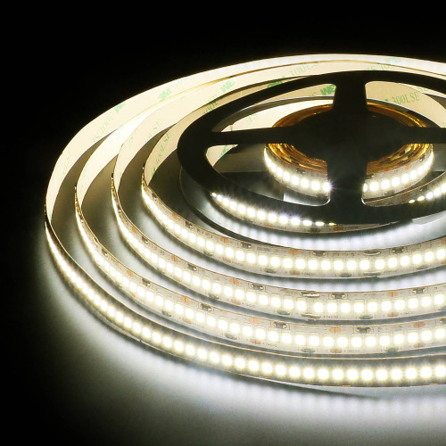 LED лента Elektrostandard 12V 16W IP65 Лента светодиодная 240Led 16W IP65 4200K дневной белый (2835 12V 240Led 16W IP65) a052988