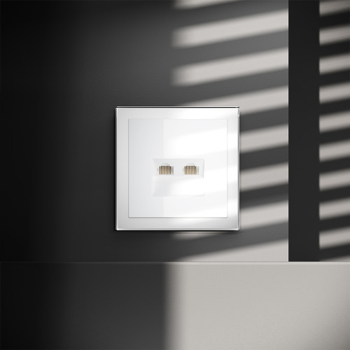 Розетка (Белый) Voltum Voltum S70 VLS060201