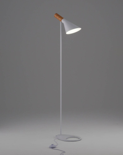 Торшер Moderli Turin V11336-1F