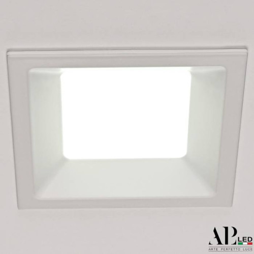 Встраиваемый светильник APL Led Ingrid 3322.LDF5016/5W/6K