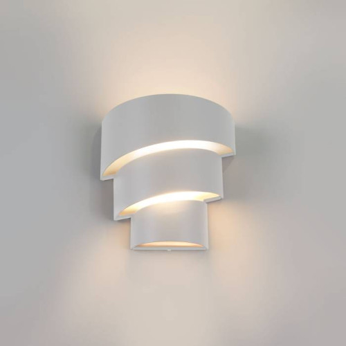 Уличный настенный светильник Elektrostandart 1535 TECHNO LED HELIX белый